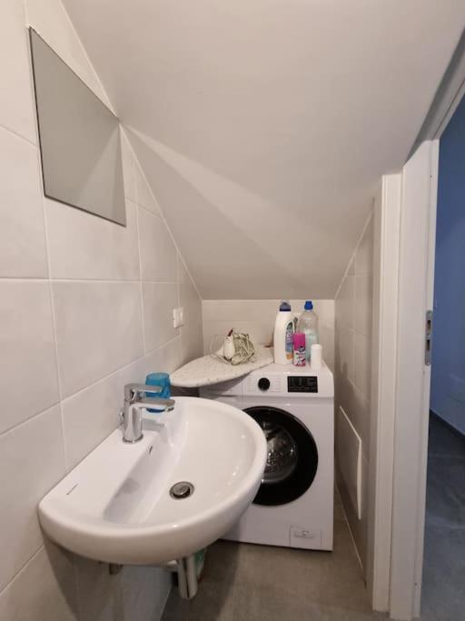 ל'אקווילה Casa Castello 63 Guest House מראה חיצוני תמונה
